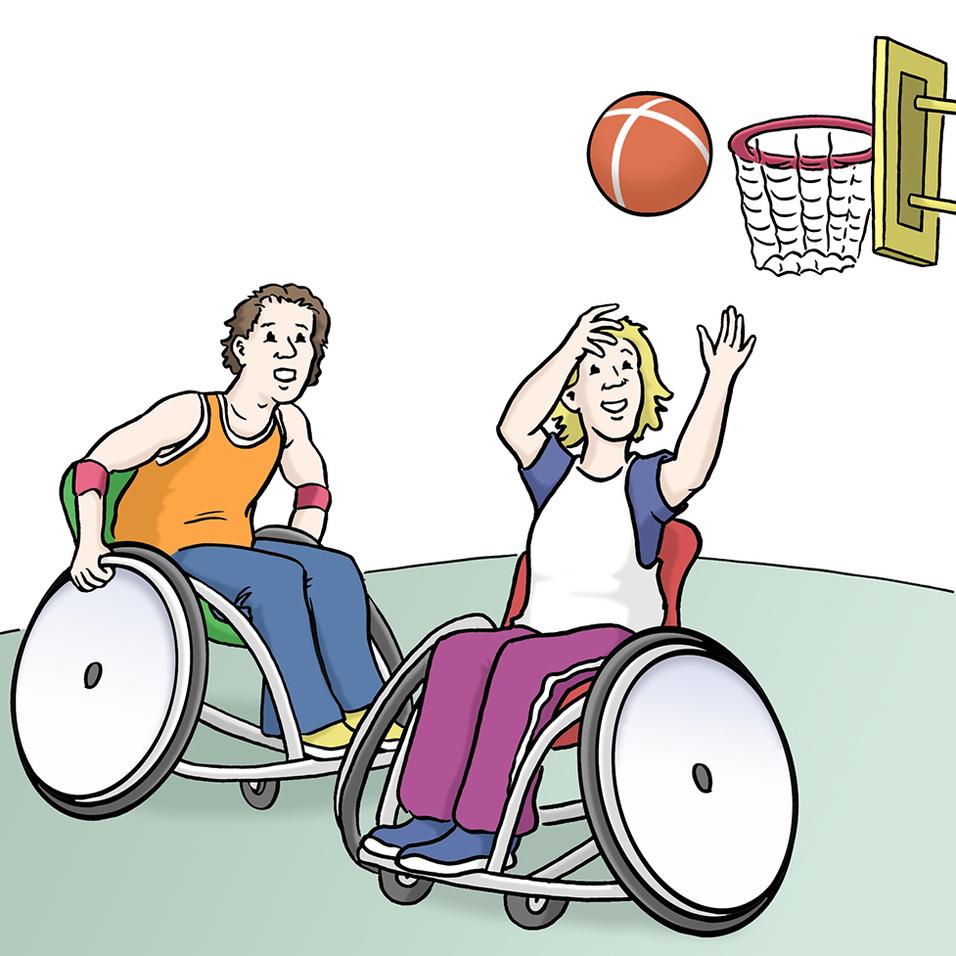 Zwei Menschen im Rollstuhl spielen Basketball; einer wirft einen Ball Richtung Korb.