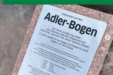 Plakete Anja Adler Die Plakte zum Adler Bogen mit Beschreibungen zum Bau und der Person Anja Adler.