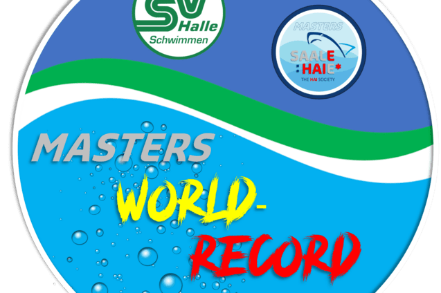Wettkampfmedaille f&uuml;r Masters-Schwimmen: &bdquo;WORLD RECORD&ldquo; in Berlin 2024, umgeben von Wasserspritzern und Logos.