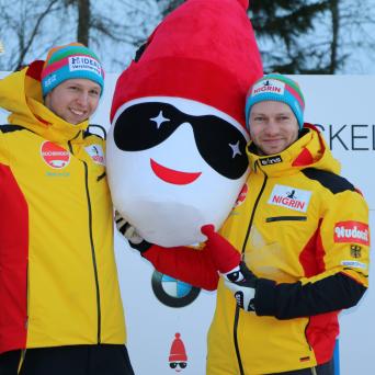 Schüller und Friedrich gewinnen Weltcuprennen in La Plagne
